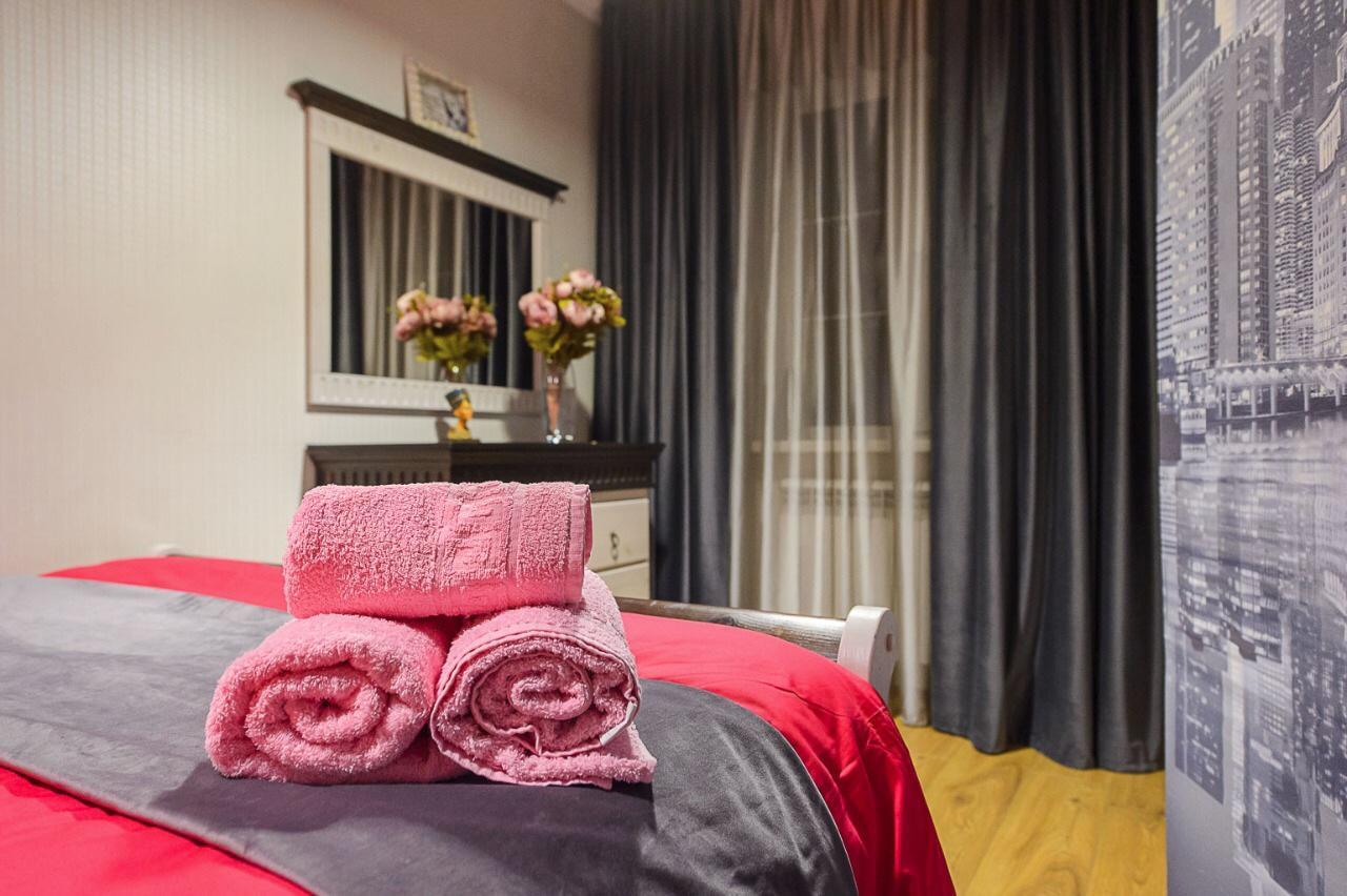 Золотой Квадрат Шевченко 75 Apartment Almaty Luaran gambar
